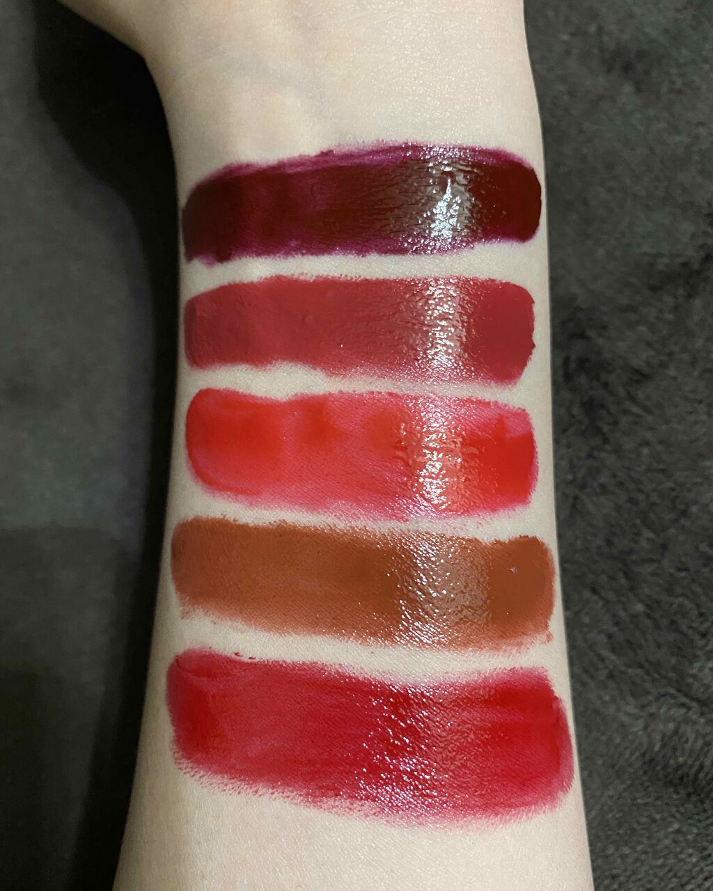 シャインコンパルジョン ラッカーペン 07 モカブラウン/MAYBELLINE NEW YORK/口紅を使ったクチコミ（3枚目）