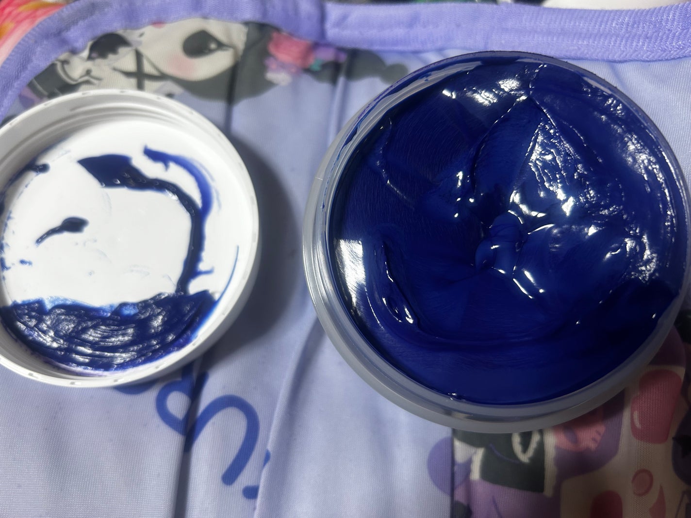 wabi on LIPS 「赤みのあったアッシュ系の色の髪に#カラーバターの#ロイヤルブル..」(3枚目)