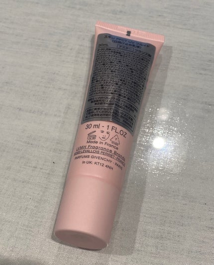 スキン PFCT UV フルイド/GIVENCHY/日焼け止めミルクを使ったクチコミ(2枚目)