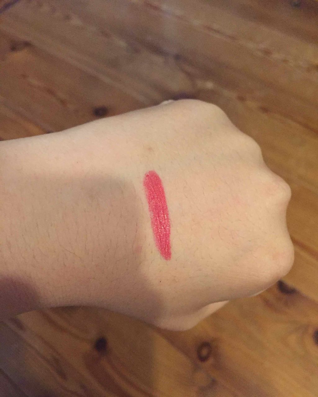 カラーハイビジョンルージュ/KATE/口紅を使ったクチコミ(2枚目)