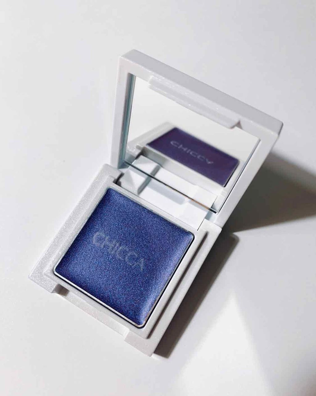 まこ❄️Maco on LIPS 「キッカリッドフラッシュ05ルーセントナイト🌙これも名前買い。本..」(1枚目)