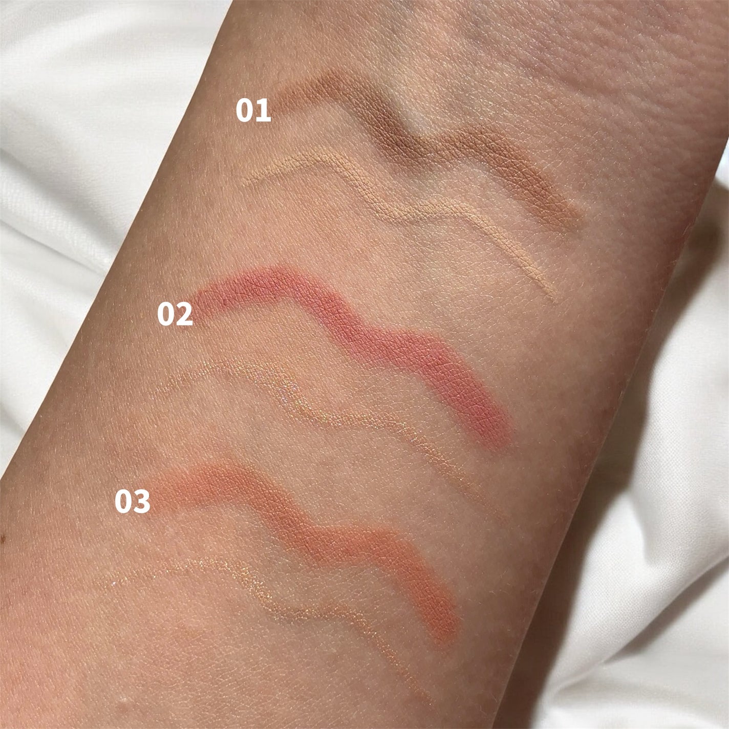 マルチレイヤーデュオスティック/keybo/リップライナーを使ったクチコミ(4枚目)