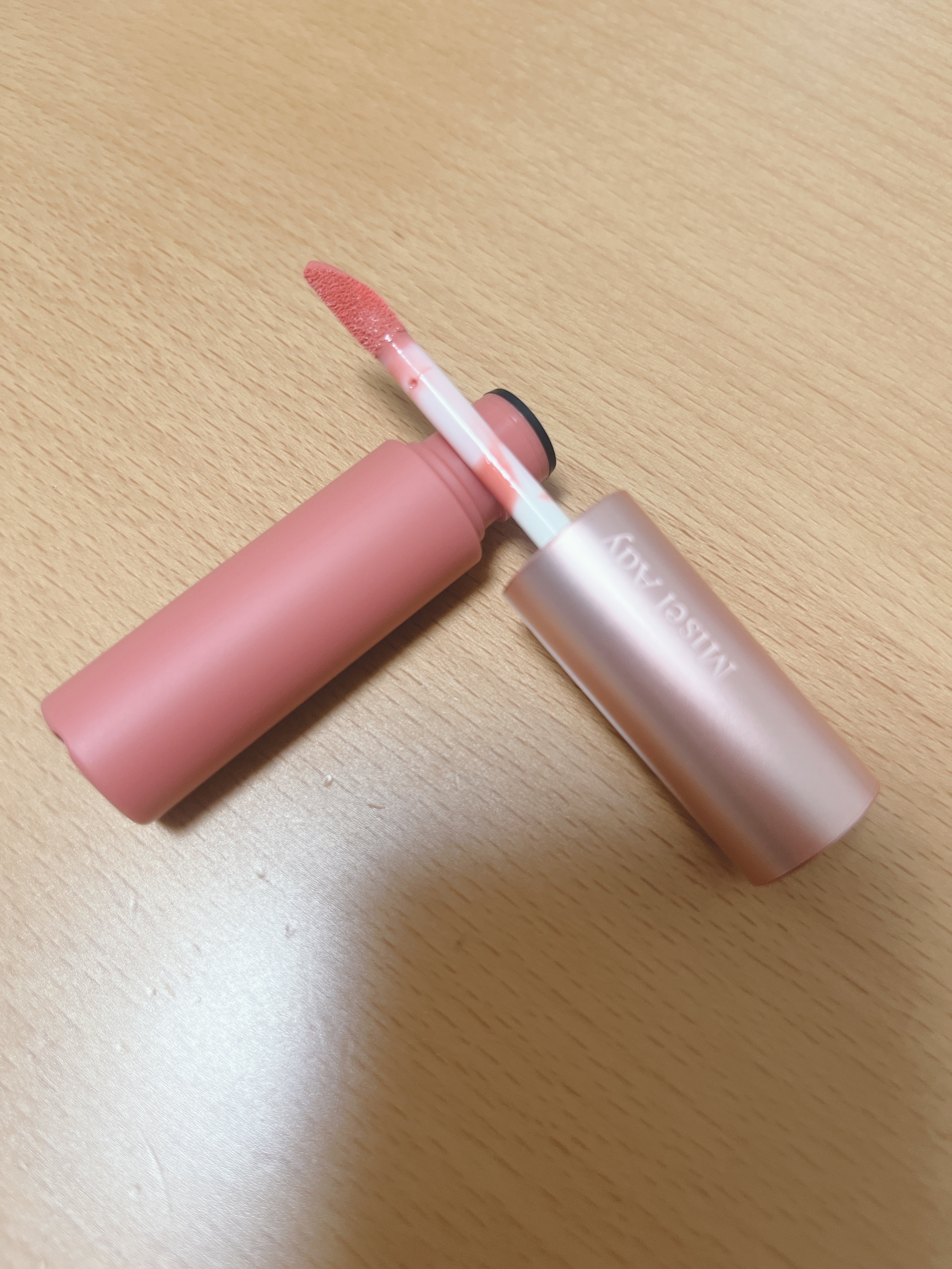 ウォータリーリップティント マット 02 ブライトピンク/ミゼルエディ/リップティントを使ったクチコミ（2枚目）