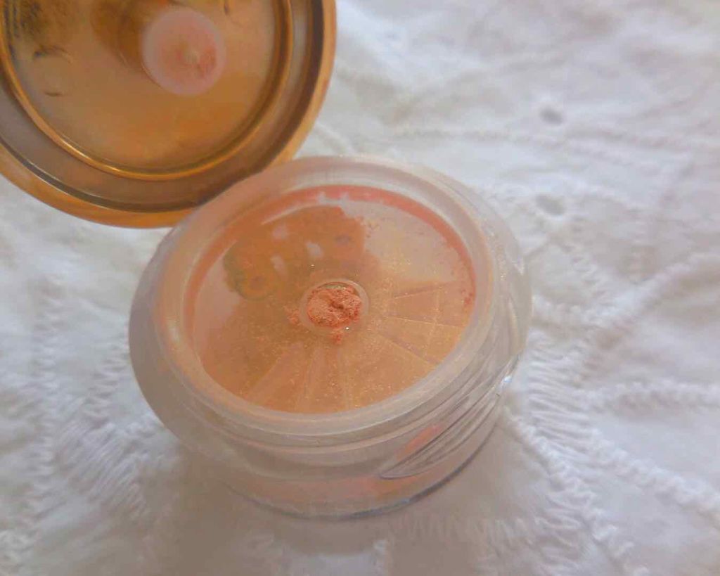 ミネラルピグメント SP01 シェルピンク（旧）/ONLY MINERALS/単色アイシャドウを使ったクチコミ（2枚目）