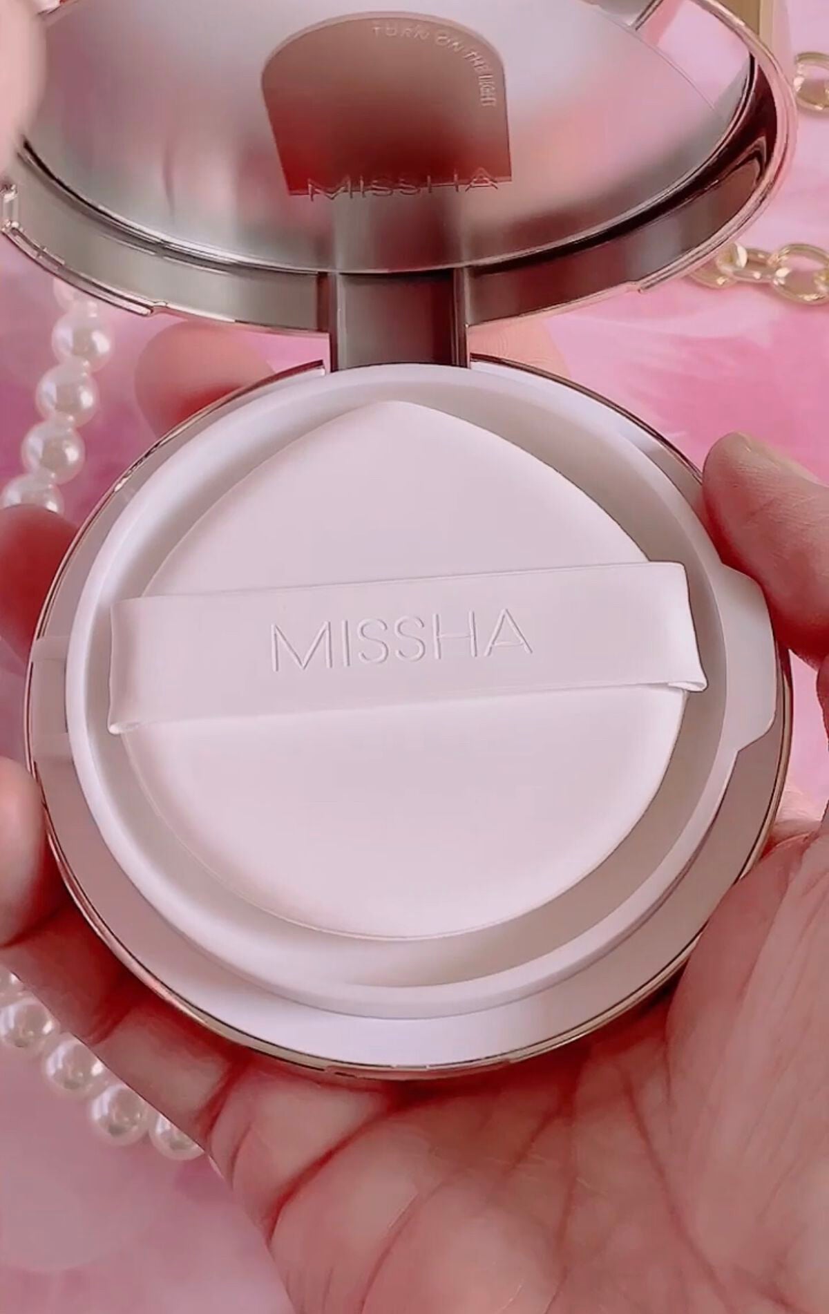 グロウ クッション〈カバータイプ〉/MISSHA/クッションファンデーションを使ったクチコミ(3枚目)