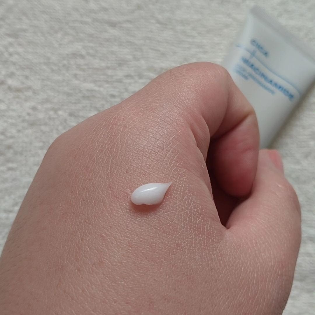 エミ✿投稿ある方フォロバ100 on LIPS 「+REAL様より、クリアトナー&シカ+ナイアシンアミドセラム&..」(10枚目)