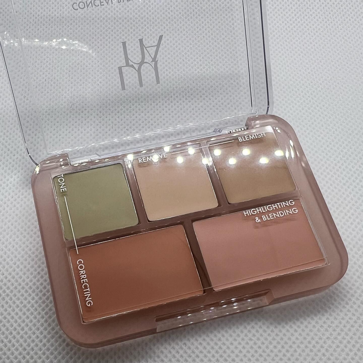 コンシールブレンダーパレット/LUNA/パレットコンシーラーを使ったクチコミ（3枚目）