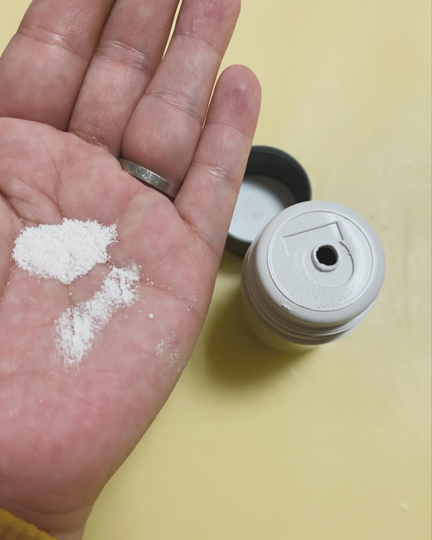 デイリーマイクロフォリエント/ダーマロジカ/洗顔パウダーを使ったクチコミ(2枚目)