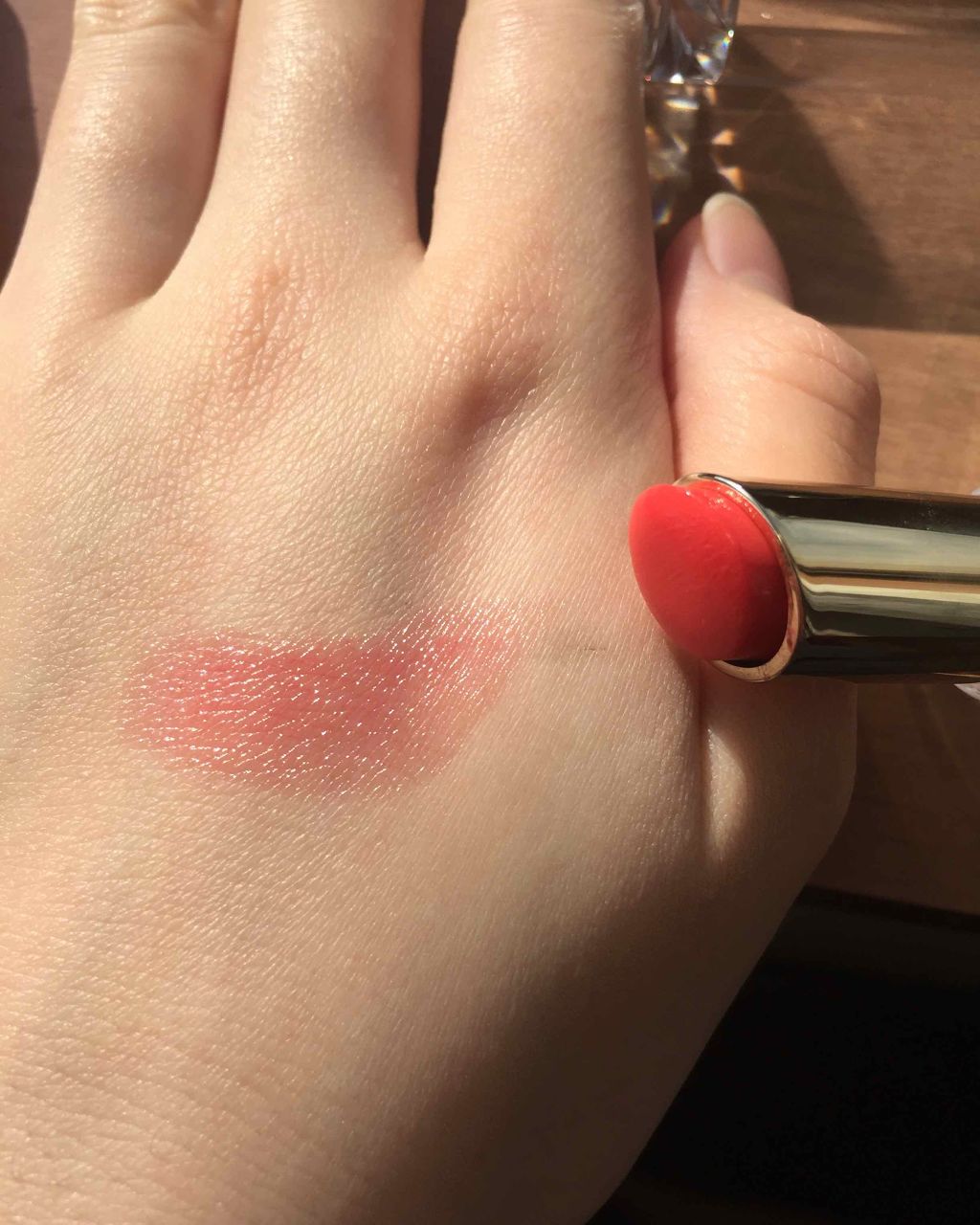 ラスティンググロスリップ/CEZANNE/口紅を使ったクチコミ（2枚目）