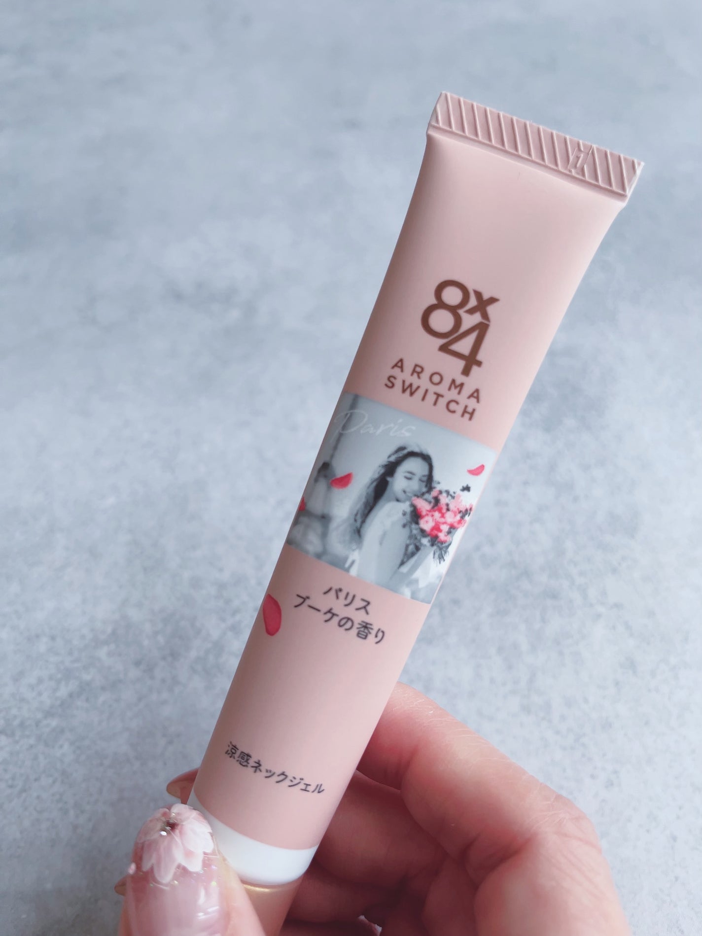 8x4 アロマスイッチ 涼感ネックジェル パリスブーケの香り/8x4/デオドラント・制汗剤を使ったクチコミ(8枚目)