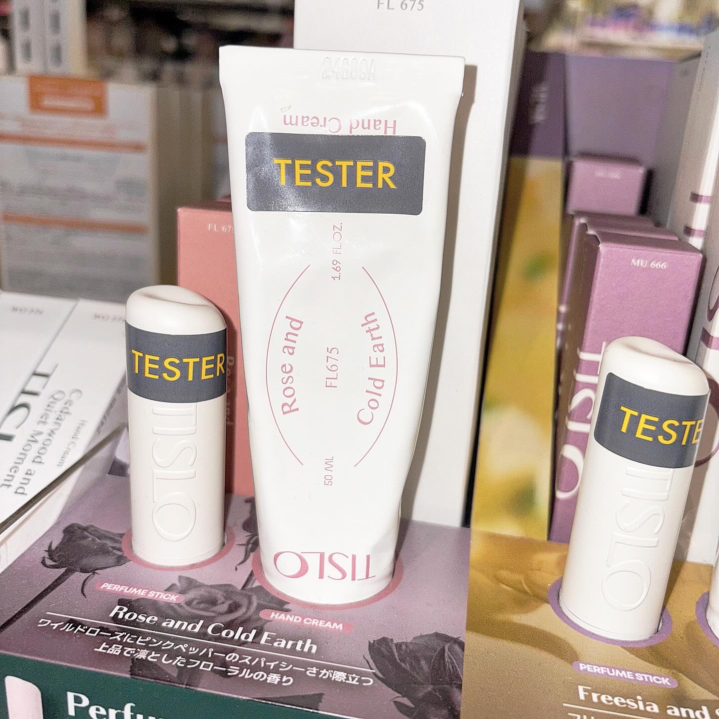 Cedarwood and Quiet Moment/Perfume Stick/TISLO/練り香水を使ったクチコミ（3枚目）