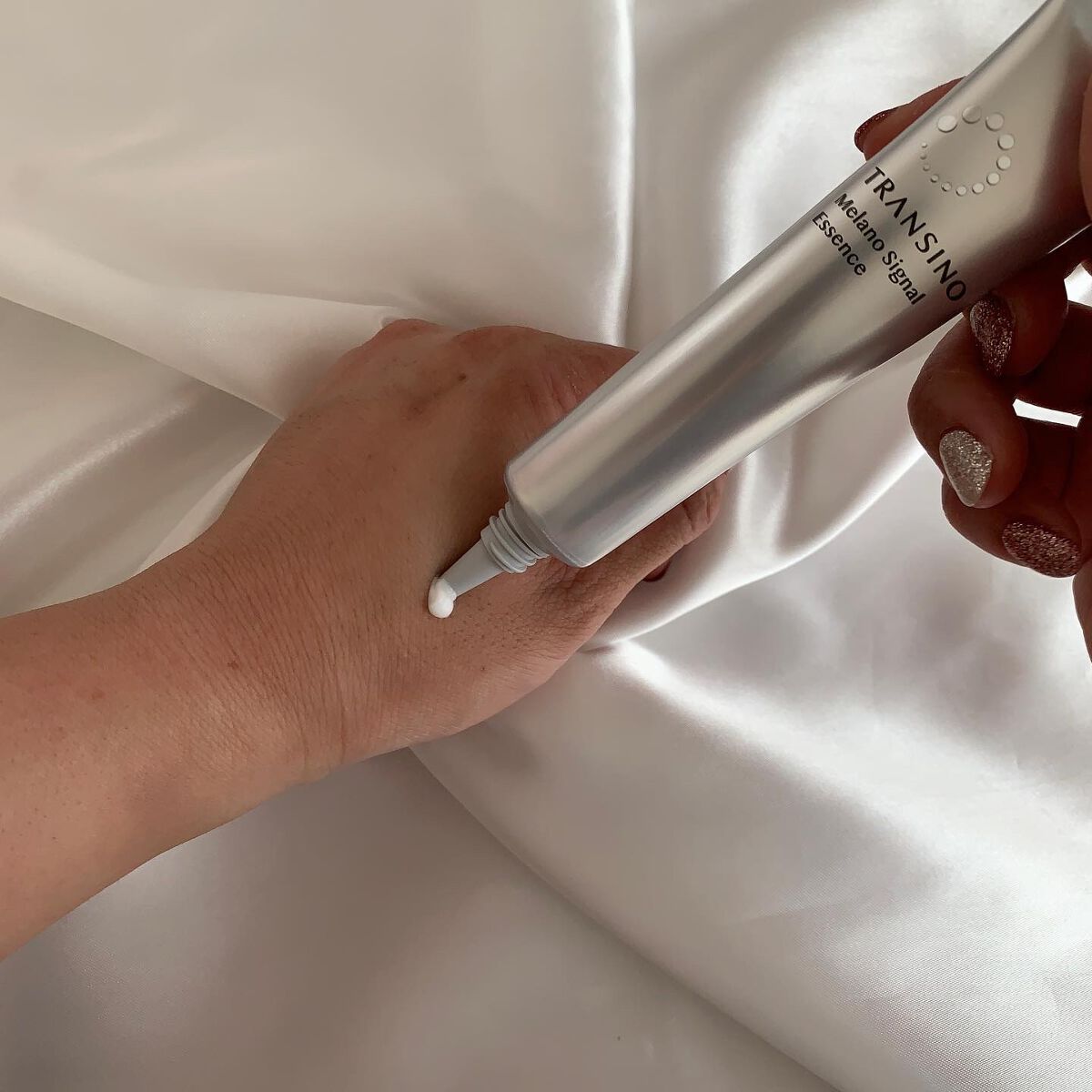 薬用メラノシグナルエッセンス/トランシーノ/美容液を使ったクチコミ(3枚目)