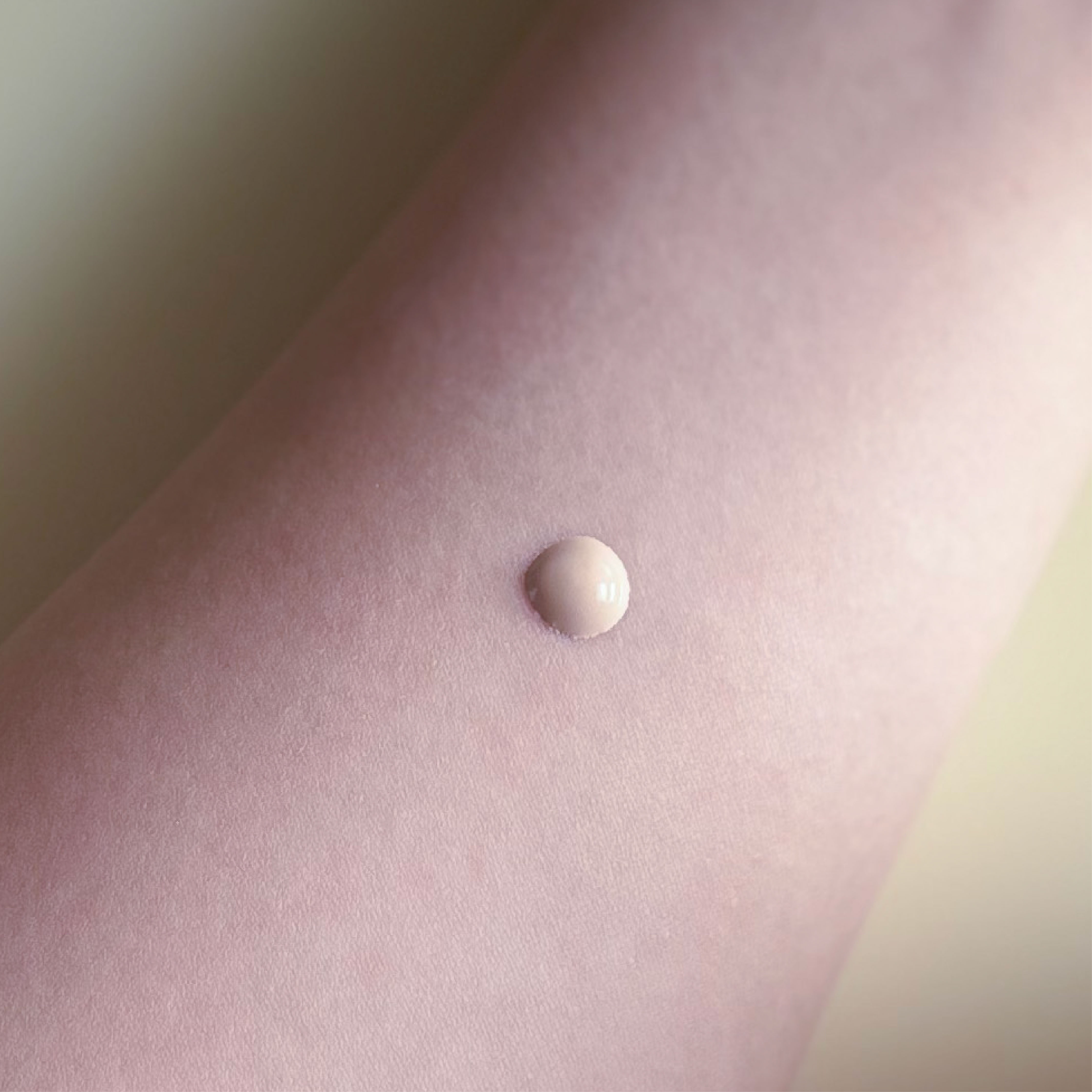 カバーステイン パーフェクティング ファンデーション/VDL/リキッドファンデーションを使ったクチコミ（2枚目）