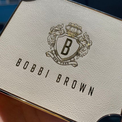 リュクス トゥ トラベル アイシャドウ パレット/BOBBI BROWN/アイシャドウパレットを使ったクチコミ(1枚目)
