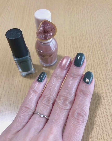 ゆり母 on LIPS 「ネイルホリック GR704デュカート N16濃い色を使うときは..」(2枚目)