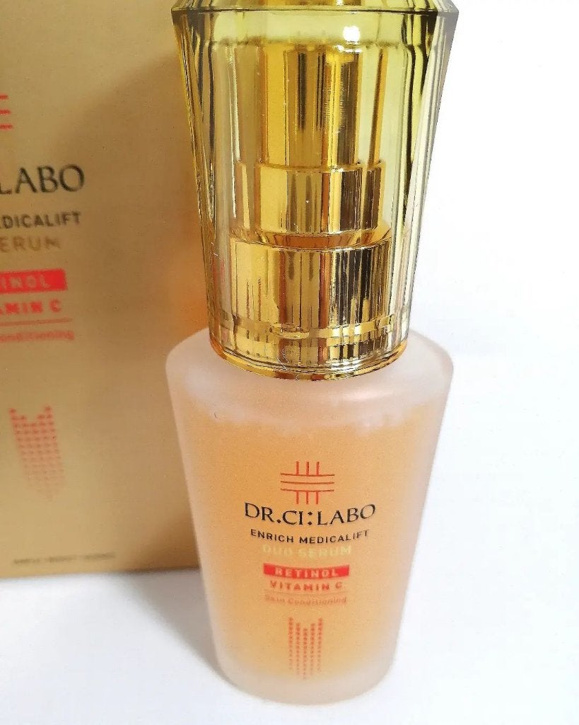 lili on LIPS 「『エンリッチメディカリフトデュオセラム』新発売の美容液です究極..」(2枚目)