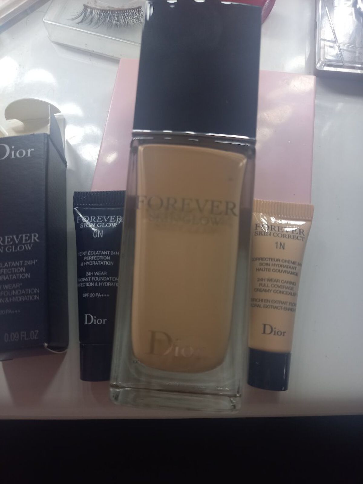 ディオールスキン フォーエヴァー フルイド グロウ/Dior/リキッドファンデーションを使ったクチコミ（1枚目）