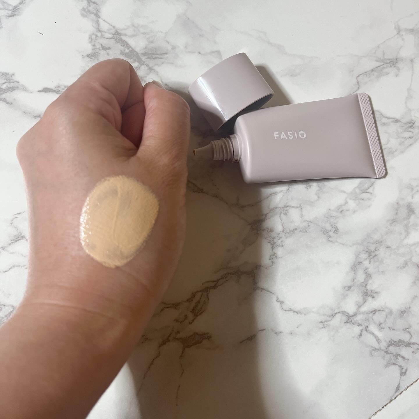 エアリーステイ BB ティント UV/FASIO/BBクリームを使ったクチコミ（3枚目）