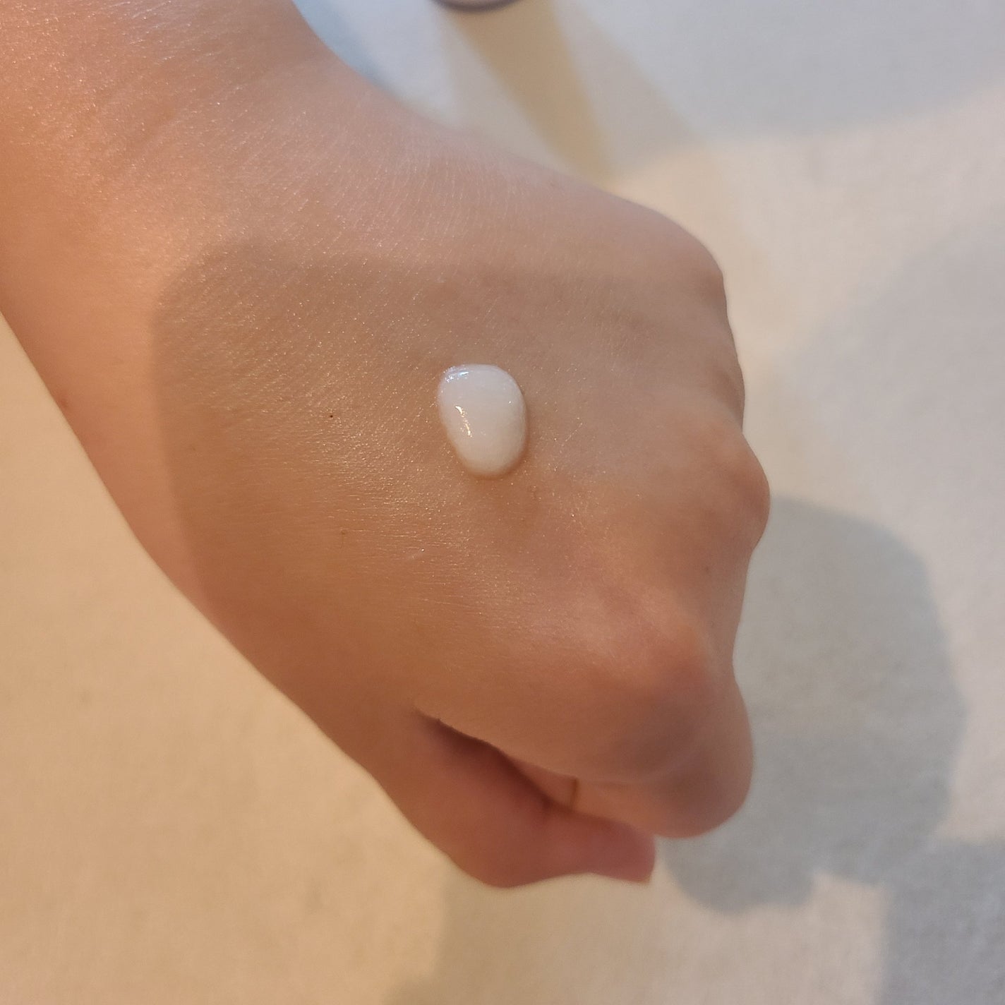 エスポア ウォータースプラッシュサンセラム/espoir/日焼け止めクリームを使ったクチコミ(2枚目)