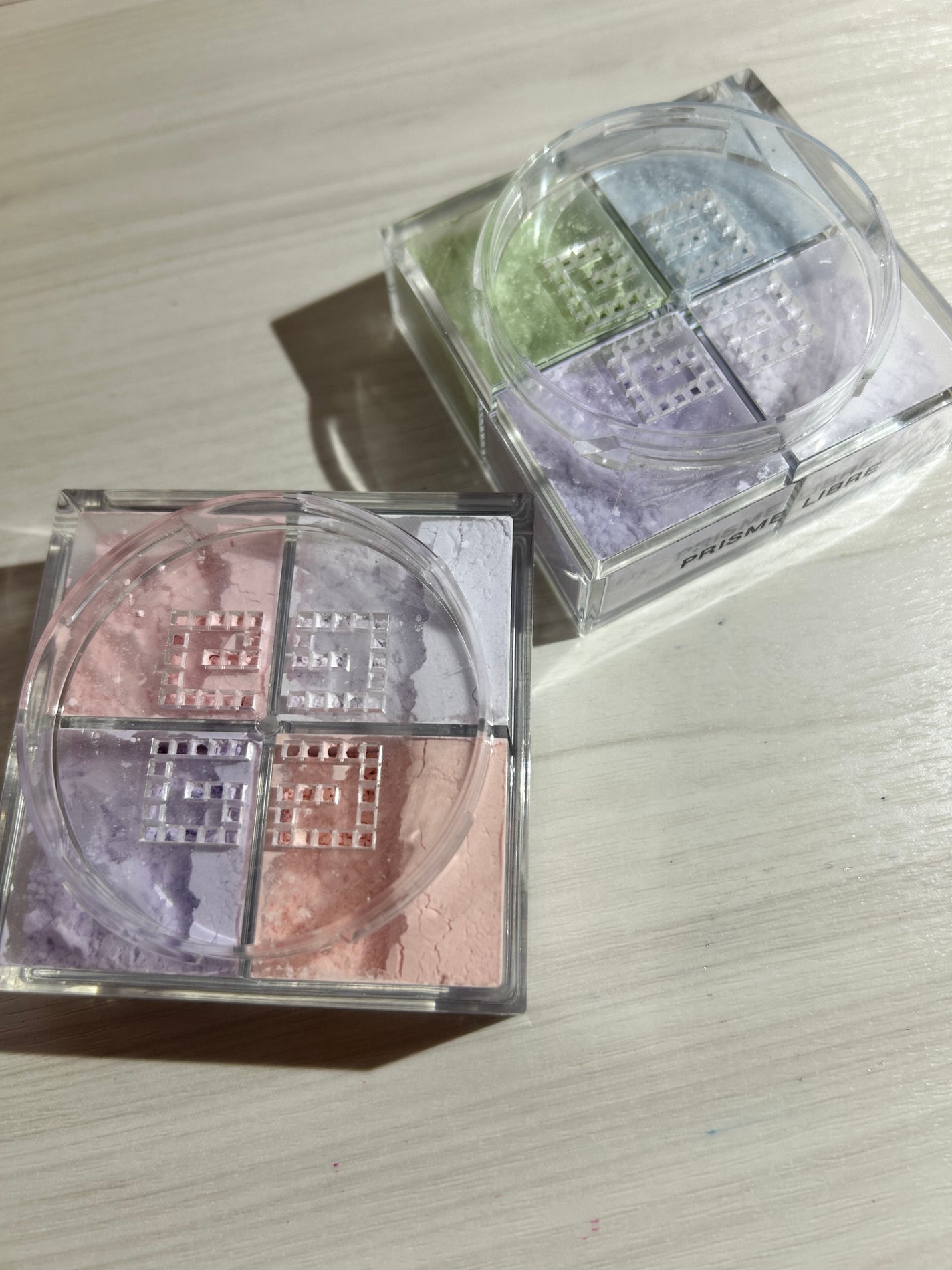 プリズム・リーブル/GIVENCHY/ルースパウダーを使ったクチコミ(6枚目)