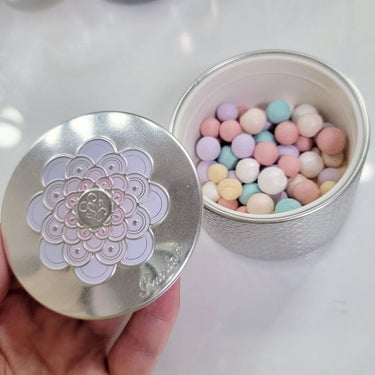 GUERLAIN メテオリット ビーユのクチコミ「使い方動画あり❣️❣️❣️
次はプレストパウダーを使ってみたい‼️
GUERLAINメテオリッ.....」（2枚目）