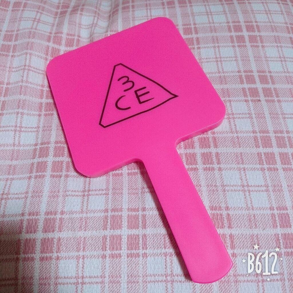 3CE スクエア ミニ ハンドミラー/3CE/その他化粧小物を使ったクチコミ（1枚目）