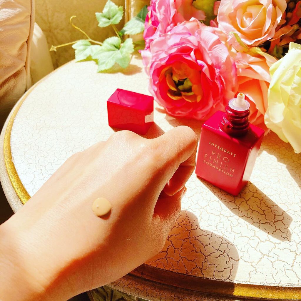 プロフィニッシュリキッド/インテグレート/リキッドファンデーションを使ったクチコミ(3枚目)