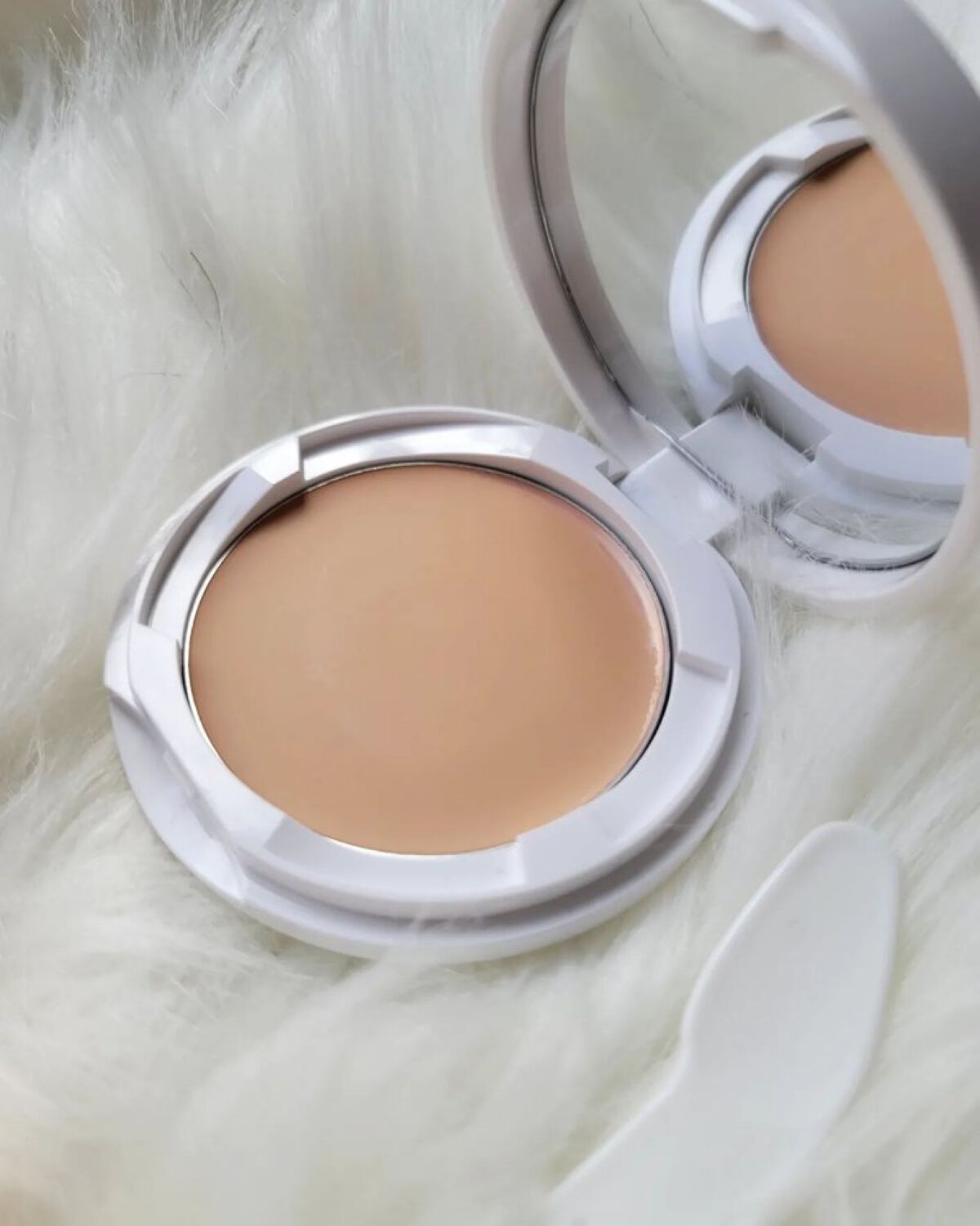 マーシュフィールド SC クリームファンデS/マーシュ・フィールド/クリーム・エマルジョンファンデーションを使ったクチコミ（2枚目）