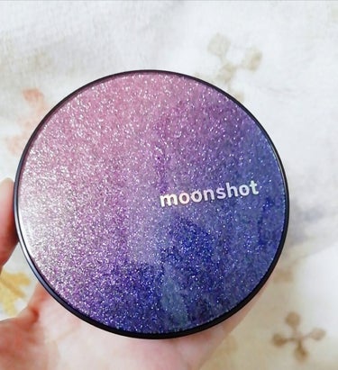 やっと届いた！

moonshotのクッションファンデーションです･:*+.(( °ω° ))/.:+
パッケージが可愛すぎる！



私は標準的な肌なので201を買いました。
白浮きはせず自然に肌を綺