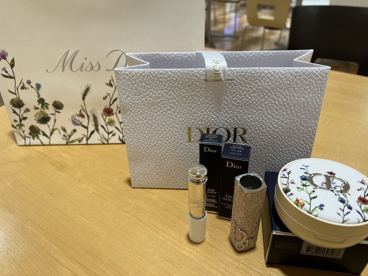 ディオールスキン フォーエヴァー クッション パウダー/Dior/ルースパウダーを使ったクチコミ（1枚目）