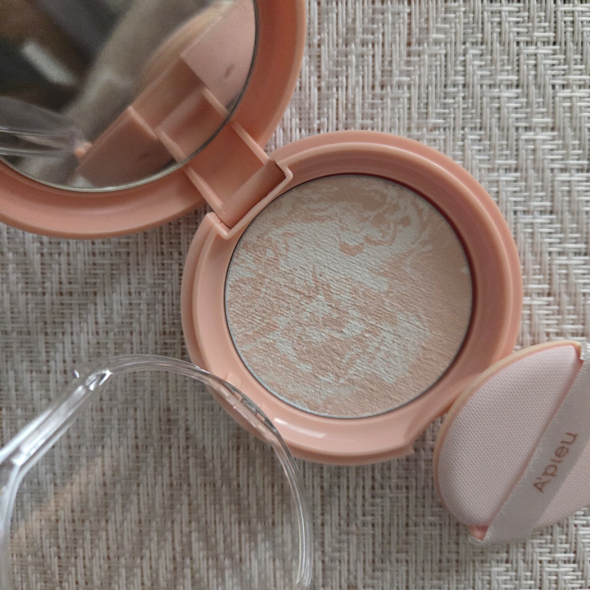 アピュー ジューシーパン ジェリーパウダー/A’pieu/プレストパウダーを使ったクチコミ（2枚目）