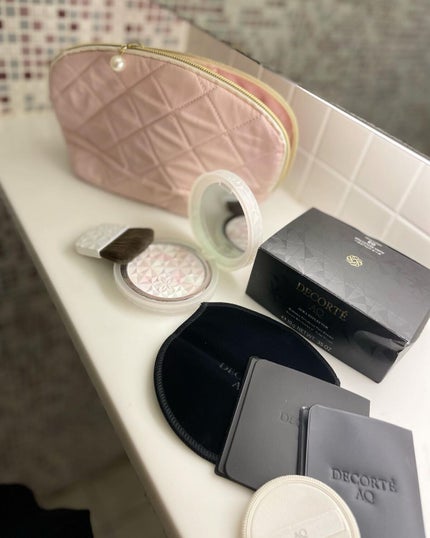 AQ オーラ リフレクター/DECORTÉ/プレストパウダーを使ったクチコミ(2枚目)