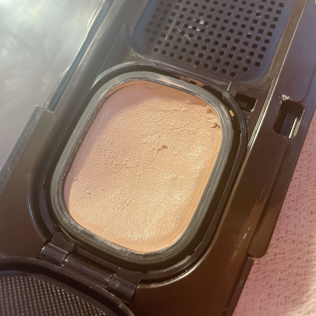 フローレス フィット/COVERMARK/クリーム・エマルジョンファンデーションを使ったクチコミ(2枚目)