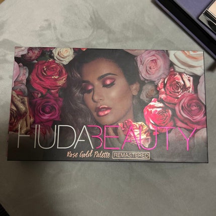 Huda Beauty Rose Gold Palette/Huda Beauty/アイシャドウパレットを使ったクチコミ(1枚目)