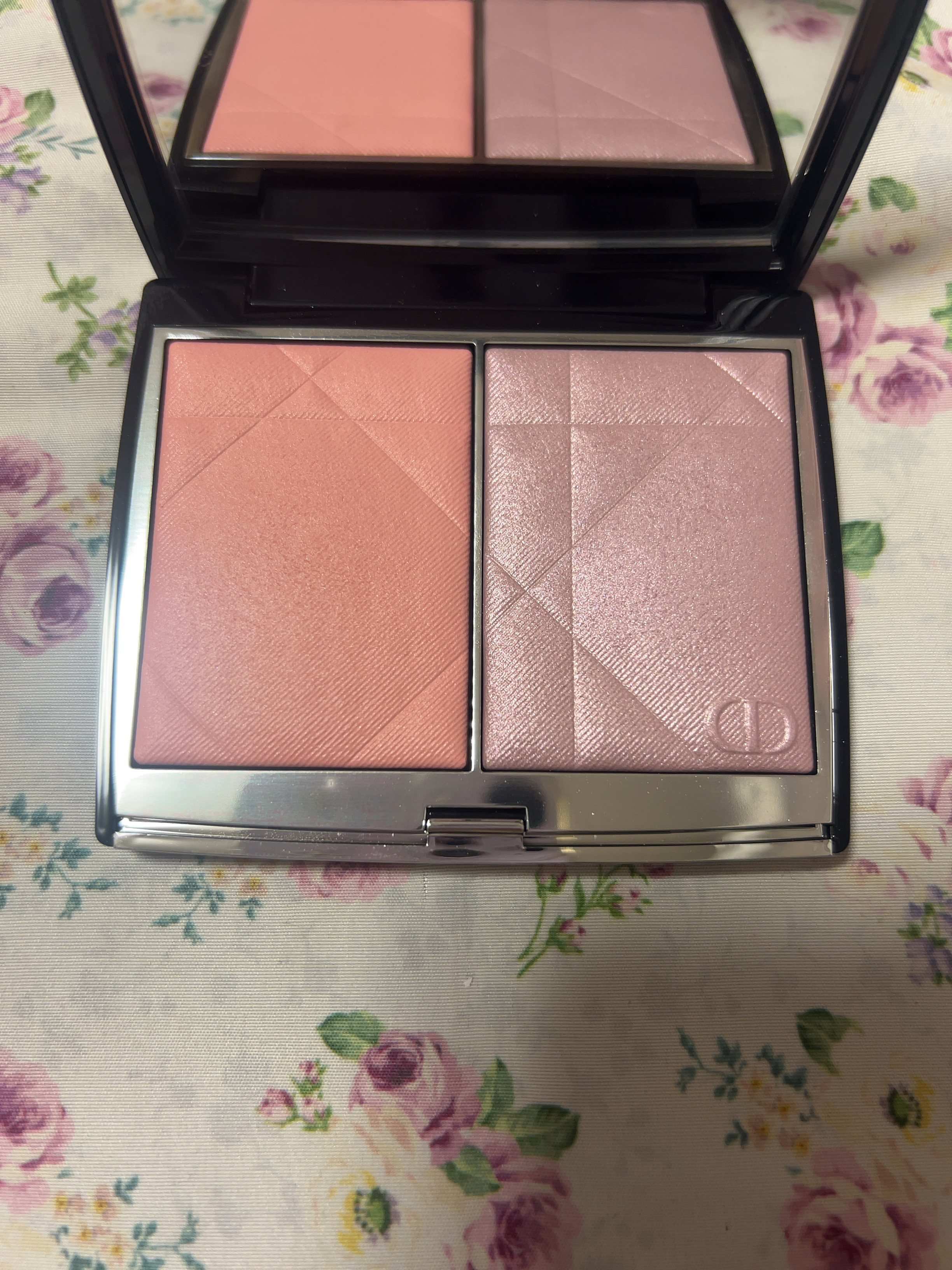 玉女桃花ルースパウダー/花西子/ルースパウダーを使ったクチコミ（3枚目）