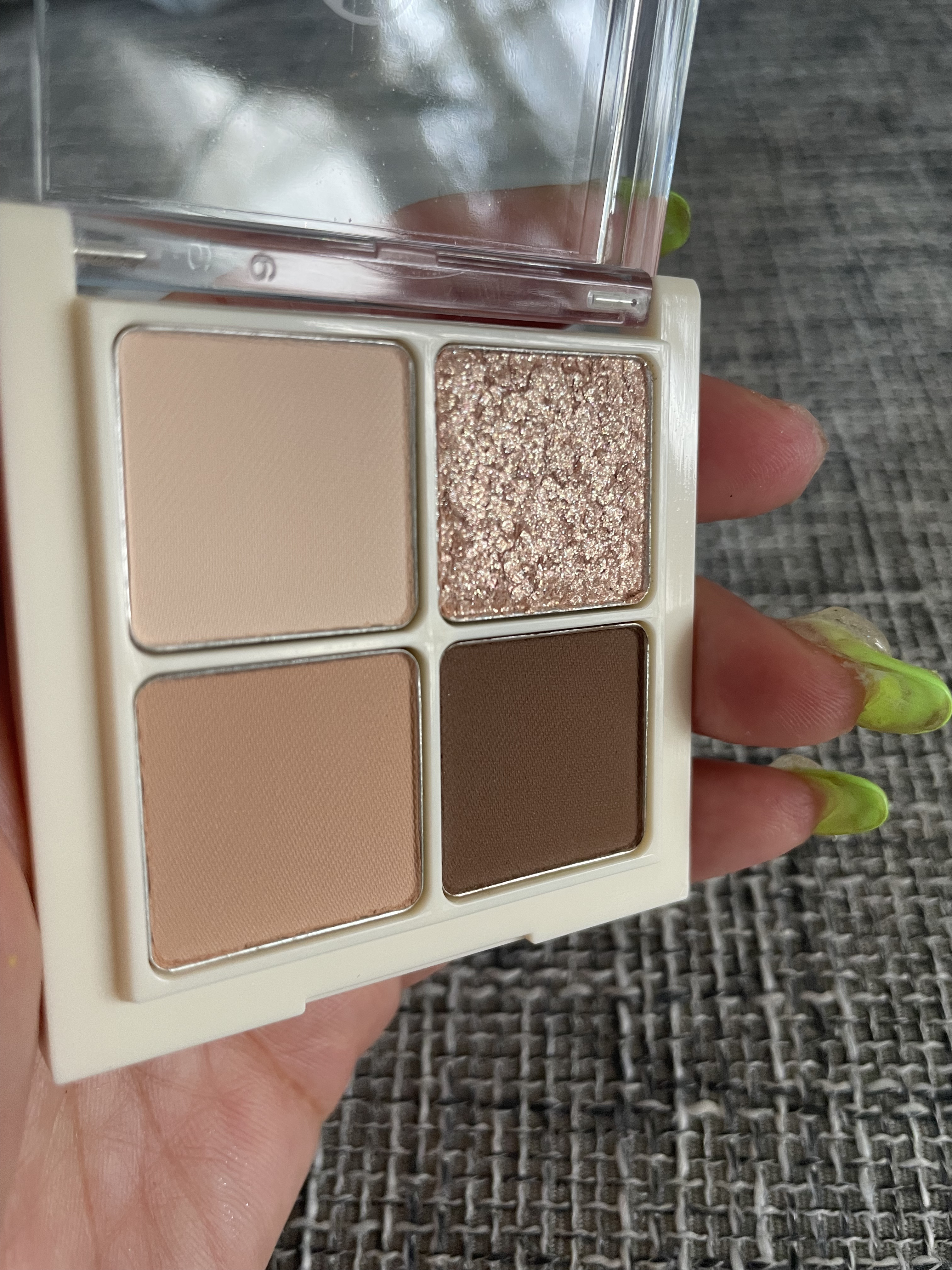 ソウルモーメントパーフェクトアイパレット/HASH/アイシャドウパレットを使ったクチコミ（2枚目）