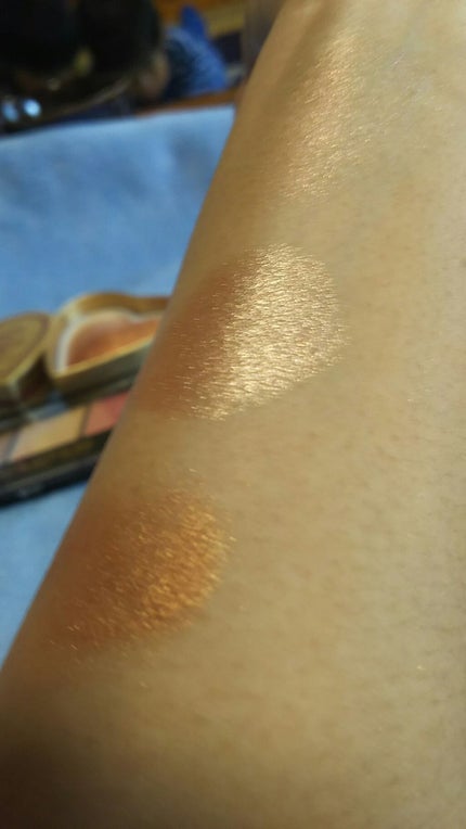 ブラッシング ハート/MAKEUP REVOLUTION/パウダーチークを使ったクチコミ(2枚目)