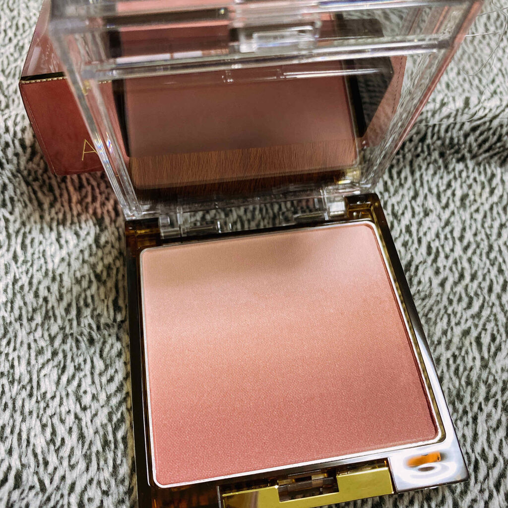 オーラティック ブラッシュ/excel/パウダーチークを使ったクチコミ（2枚目）