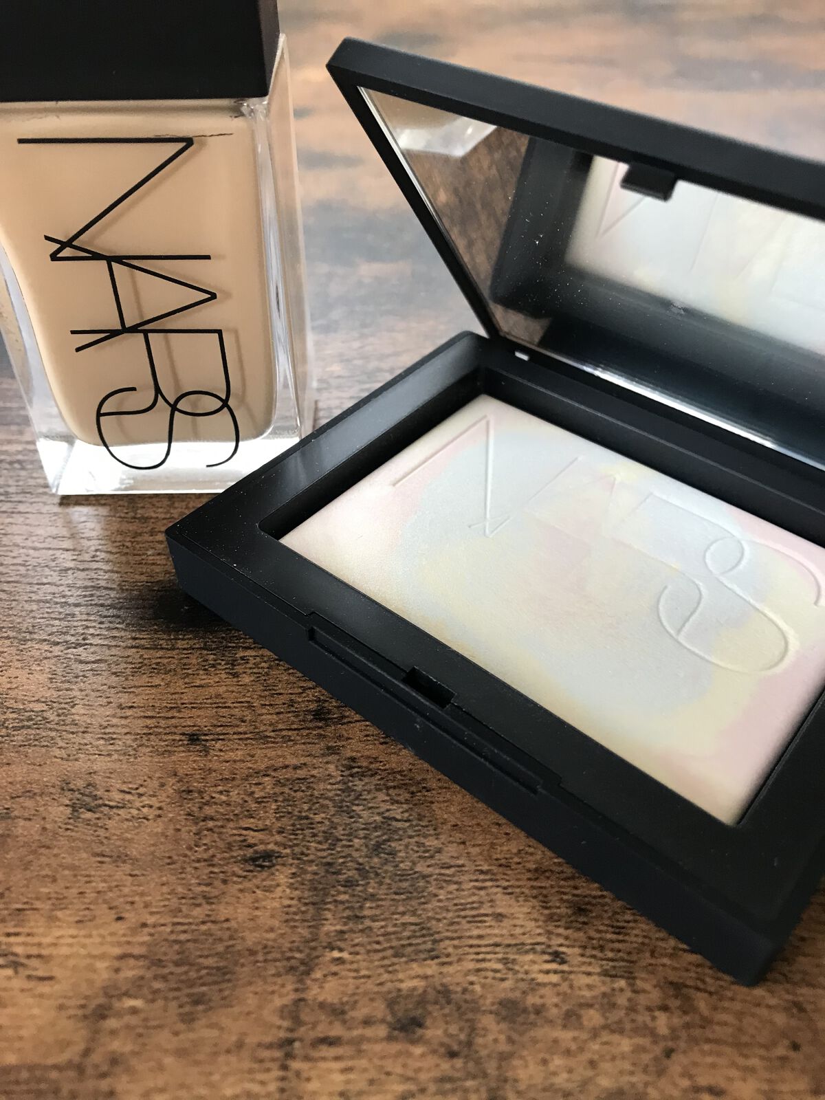 ライトリフレクティング プリズマティックパウダー/NARS/プレストパウダーを使ったクチコミ（1枚目）