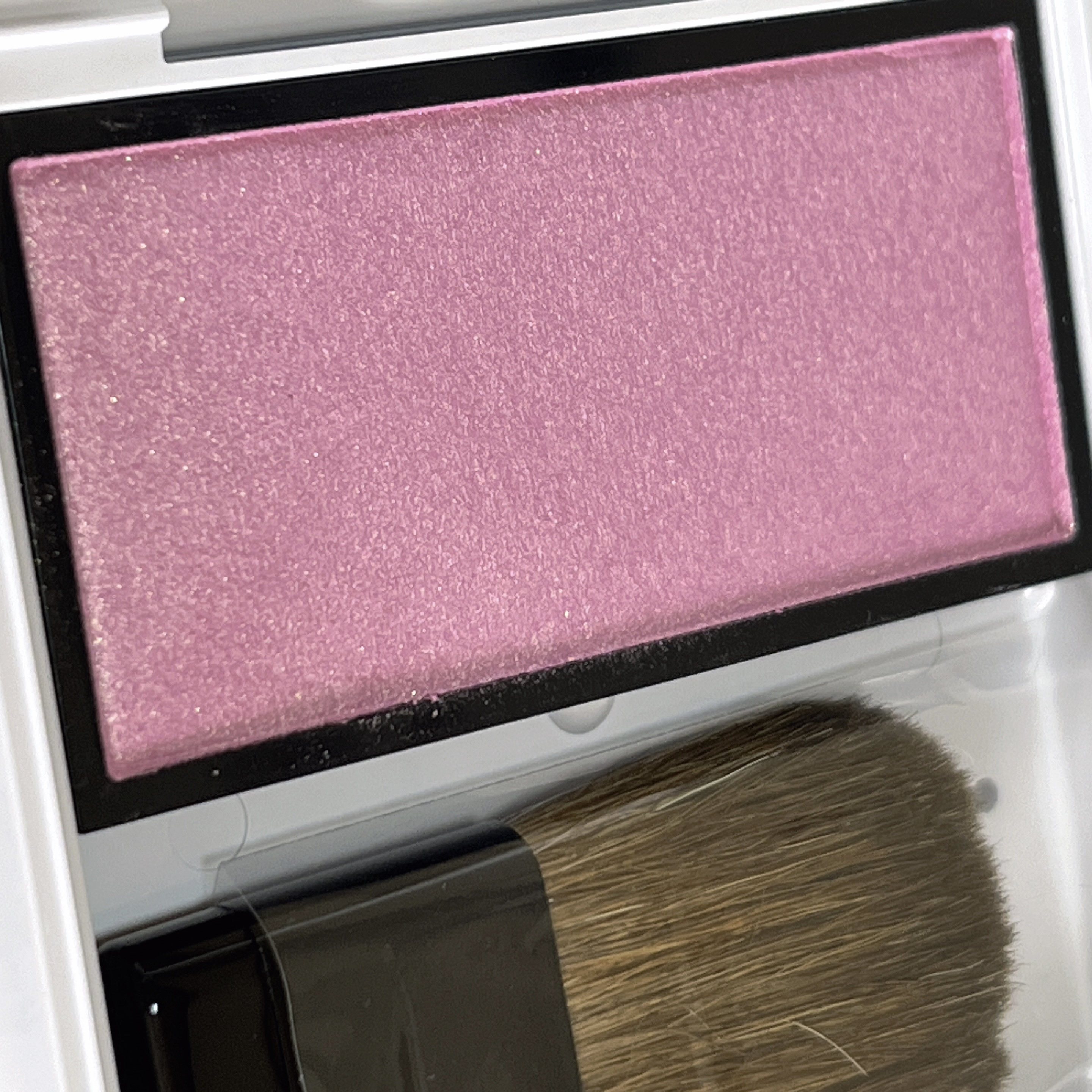 アディクション ザ ブラッシュ パール 103P With Passion/ADDICTION/パウダーチークを使ったクチコミ（2枚目）