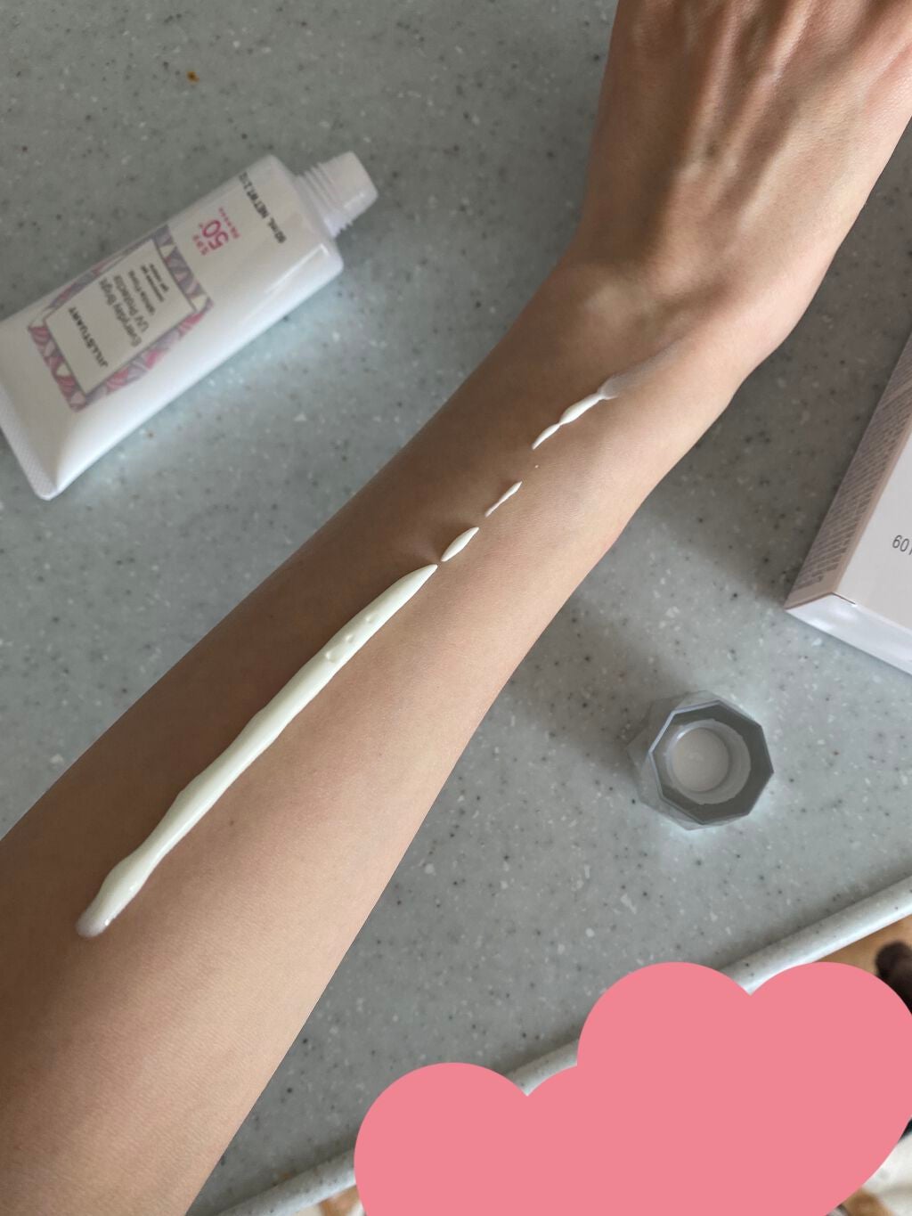 エブリデイブライト UVプロテクター ホワイトフローラル/JILL STUART/日焼け止めジェルを使ったクチコミ(4枚目)