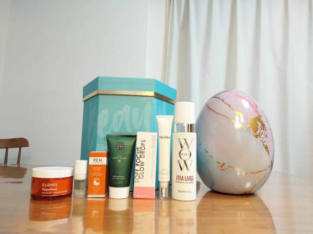 あにゃにゃ♡フォロバ100♡ on LIPS 「ルックファンタスティック🐣ビューティーエッグ🐣届きましたー💗☺..」(1枚目)