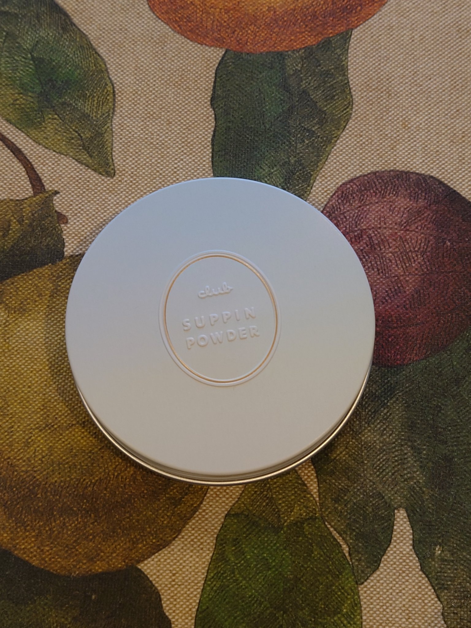 すっぴんパウダーC フルーティーフローラルの香り/クラブ/その他スキンケアを使ったクチコミ（1枚目）