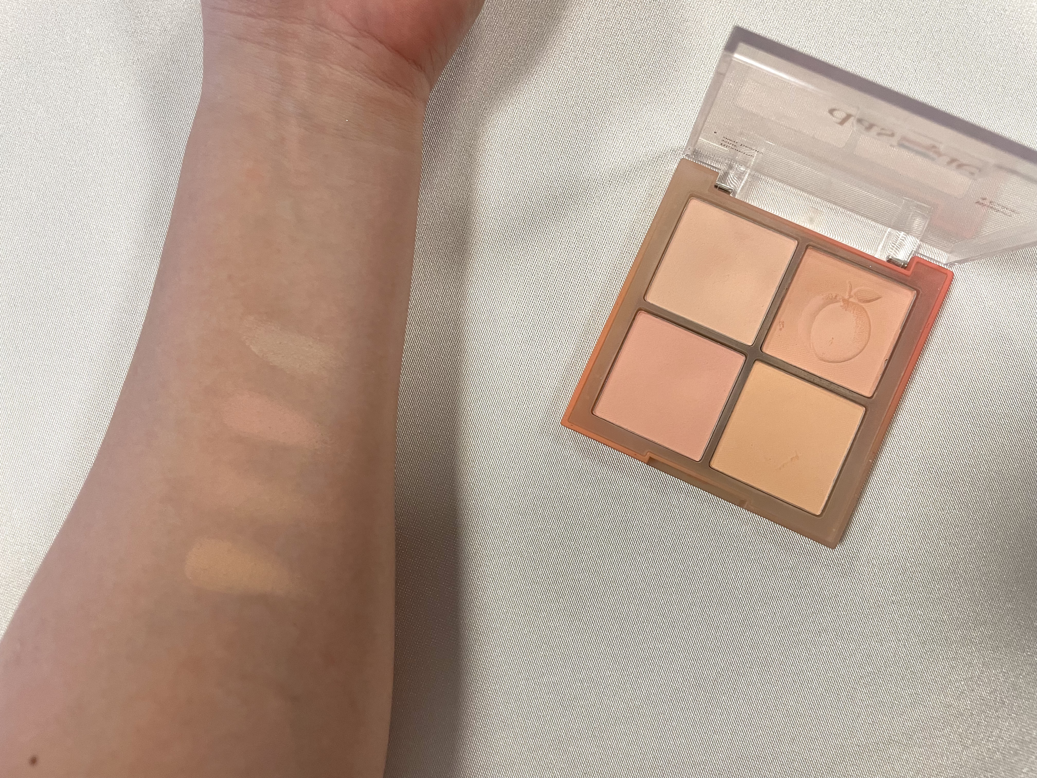 ブレンディングムードチーク/dasique/パウダーチークを使ったクチコミ（3枚目）