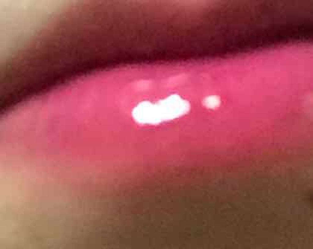 コンフォート リップオイル /CLARINS/リップグロスを使ったクチコミ(2枚目)