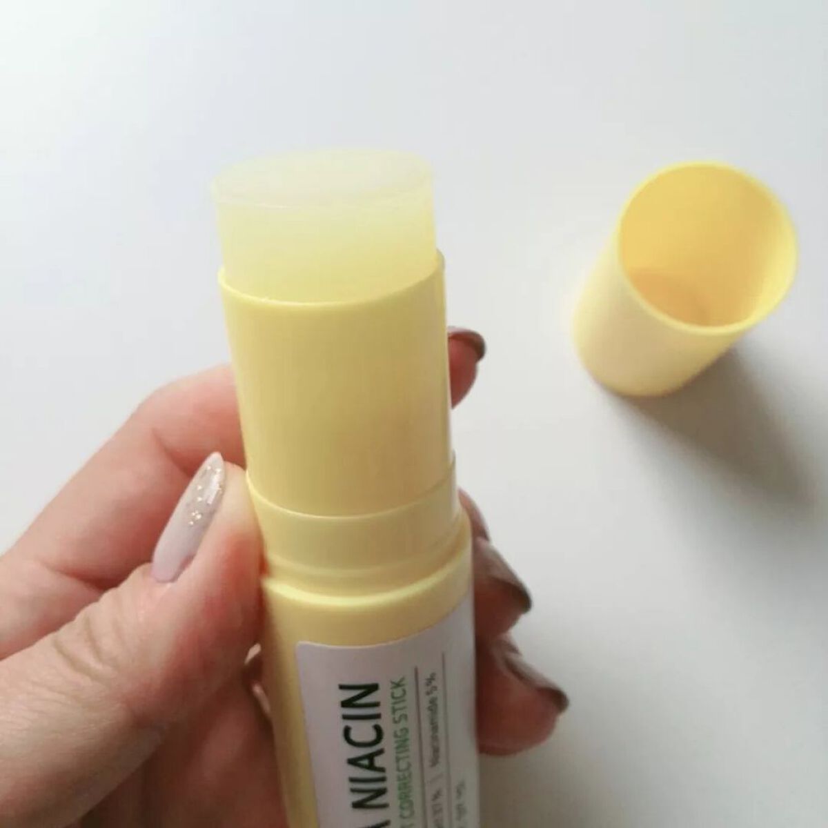 ゆずナイアシンダークスポットコレックティングスティック/SOME BY MI/美容液を使ったクチコミ(2枚目)