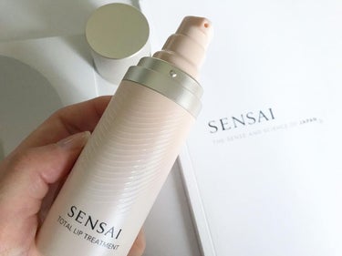 SENSAI センサイ トータルリップトリートメントのクチコミ「---------------------
SENSAI
トータルリップトリートメント
15m.....」（2枚目）