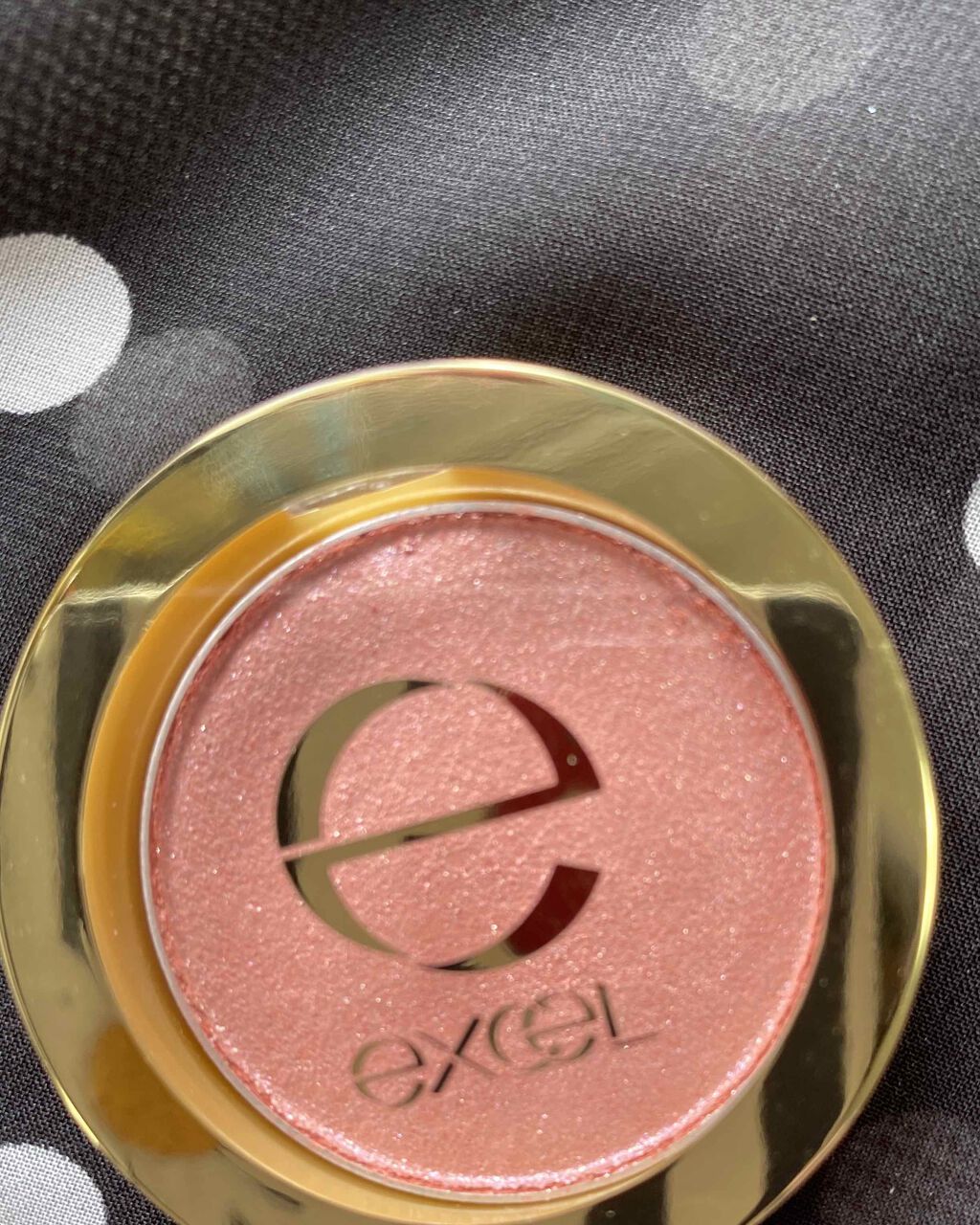 シャイニーシャドウ N/excel/単色アイシャドウを使ったクチコミ(2枚目)