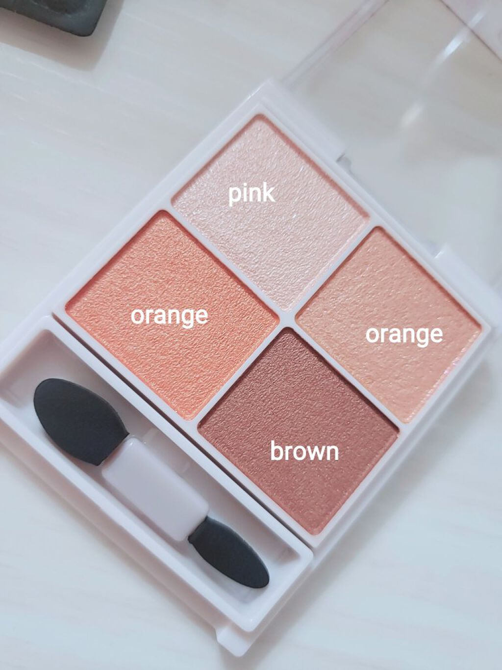 シルキースフレアイズ/キャンメイク/アイシャドウパレットを使ったクチコミ(2枚目)