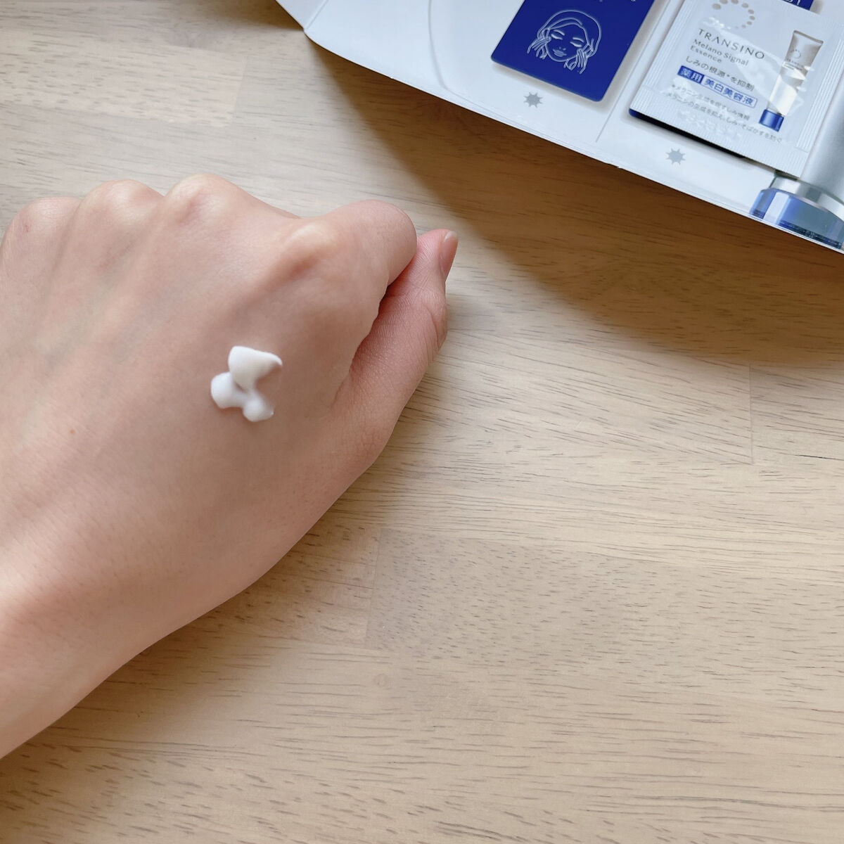 薬用メラノシグナルエッセンス/トランシーノ/美容液を使ったクチコミ（2枚目）